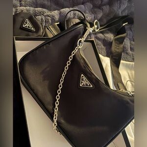 Prada cross body
✨✨ high quality replica